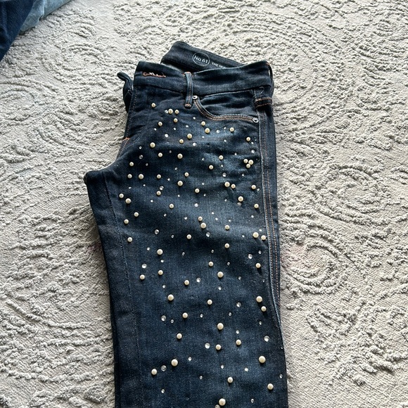 Guess by Marciano Pearl Denim - Picture 3 of 6